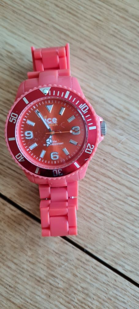 Nowy zegarek Ice Watch koralowy nowy