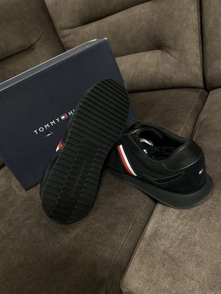 Кросівки Tommy Hilfiger FM0FM04886 Оригінал