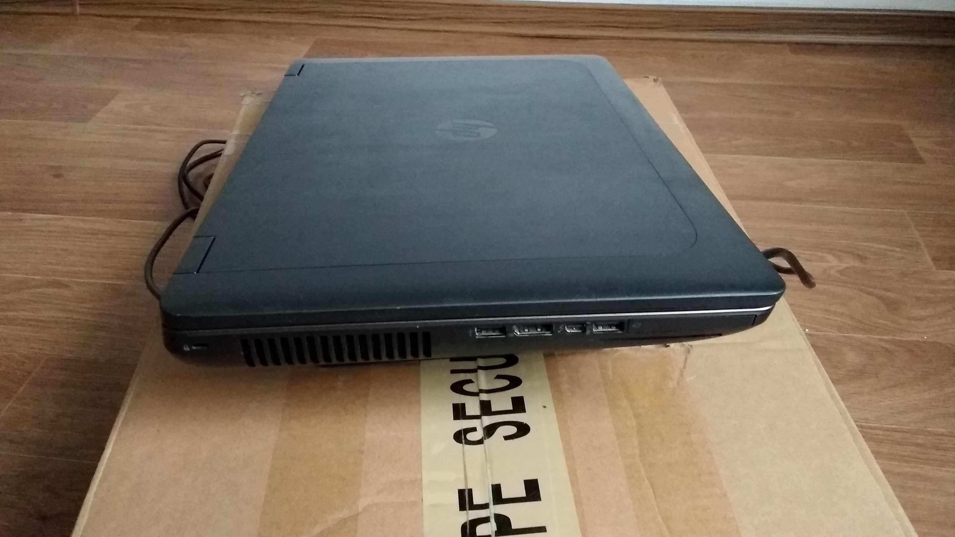 HP Zbook G2 17''FHD 8RAM-ddr3-1600 Nvidia Quadro 2Gb