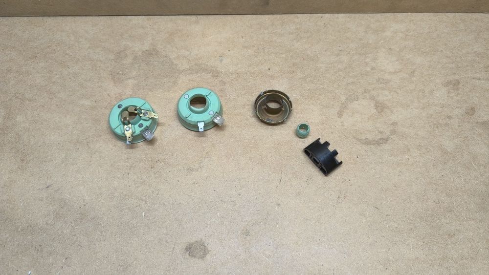 Фара Оптика Ява 638, Корпус фари Ява 638, Цоколь клема фари Ява 638