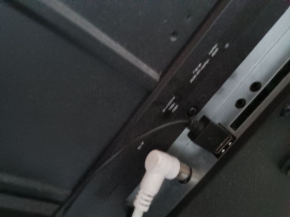 Tv silver led (não é smart)