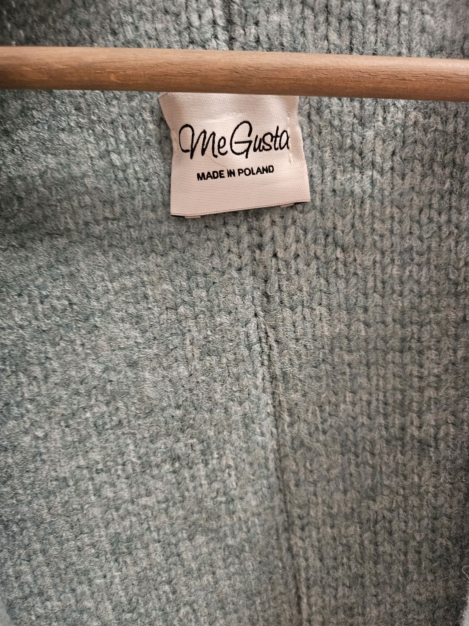 Sweter ciepły MeGusta