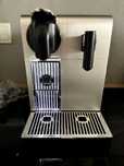 De'Longhi Nespresso Lattissima PRO ekspres kapsułkowy