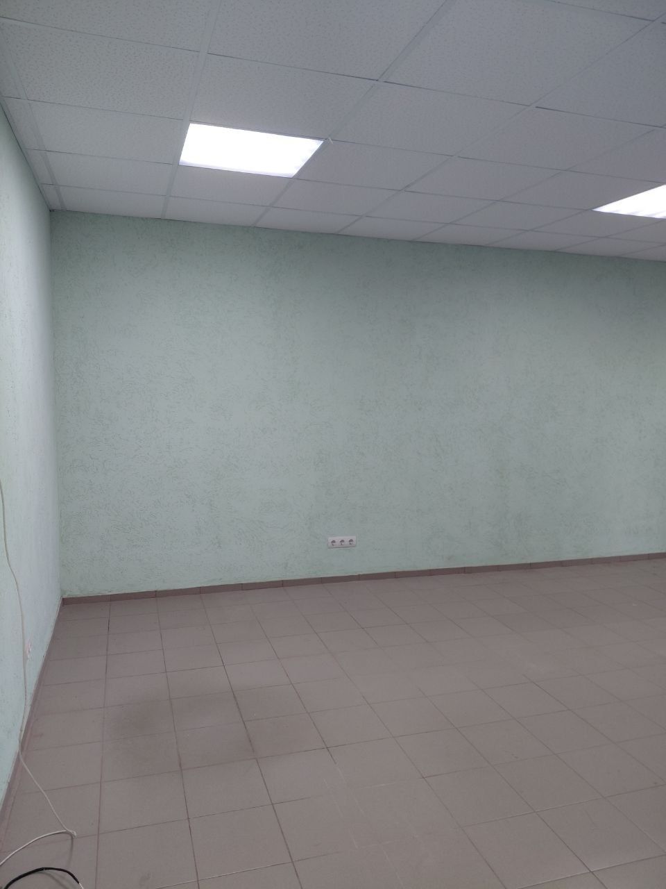 Оренда  Фасадного  цокольного приміщення.55м,Вишневе  Л.Українки 21