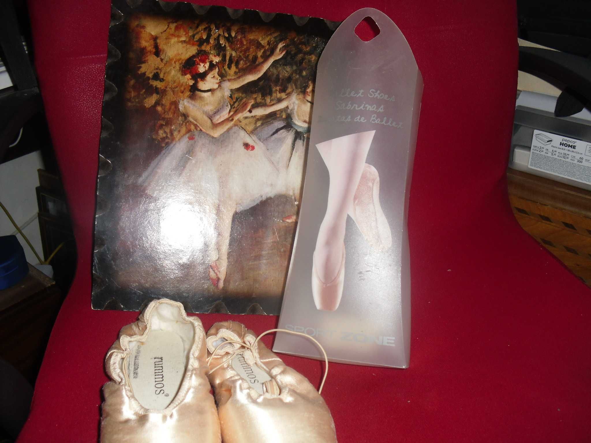 sapatilhas de ballet em cetim