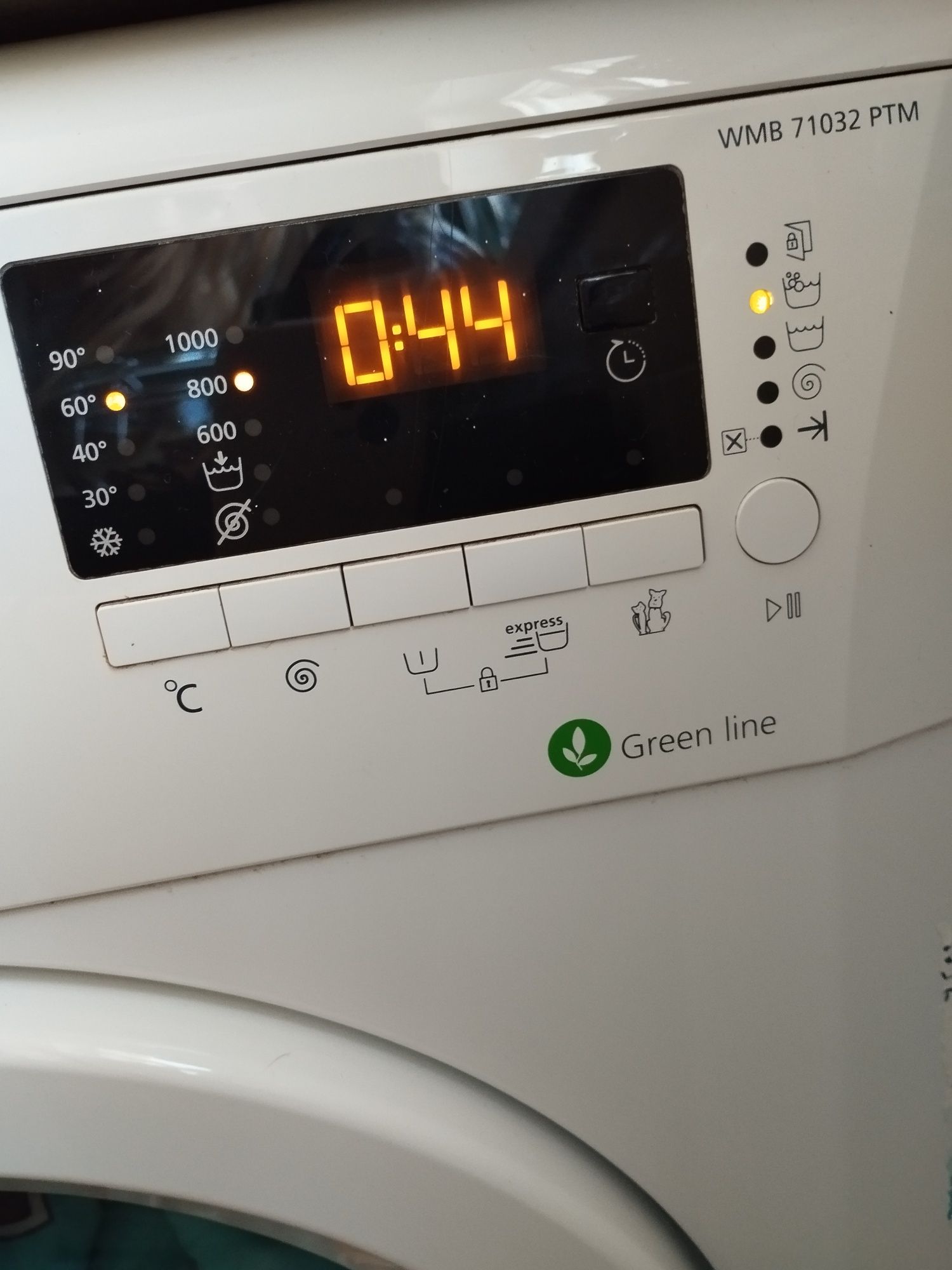 Máquina de lavar roupa 7kg