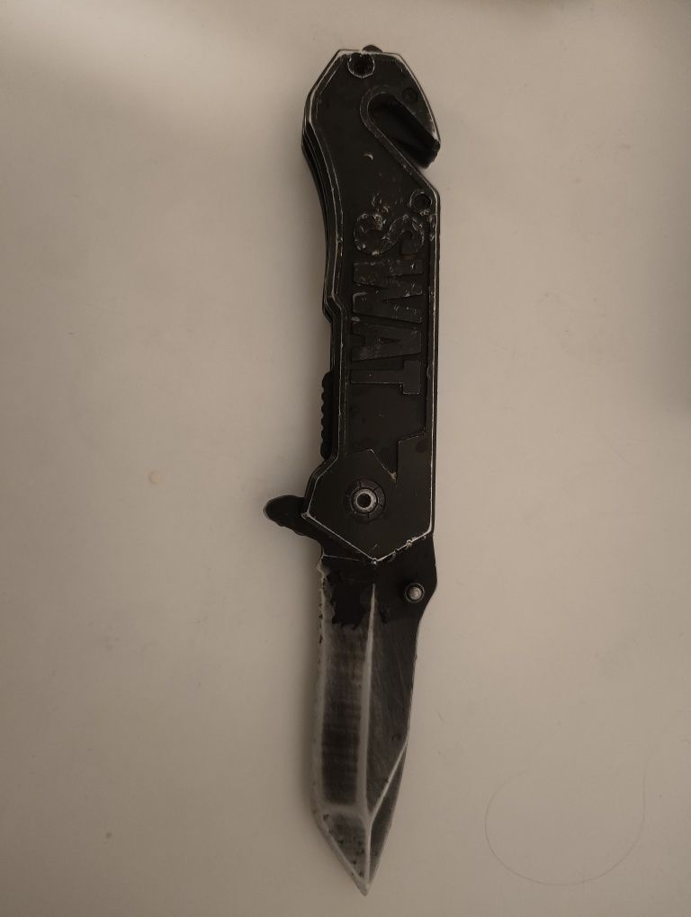 Składany nóż SWAT