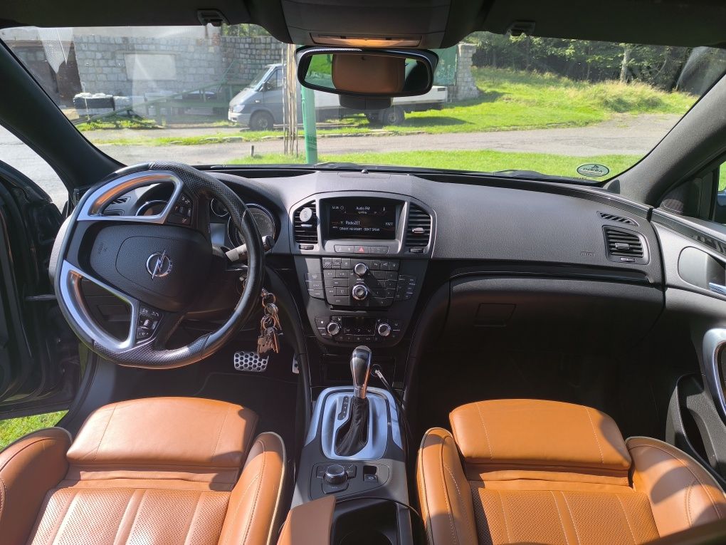 Zamienię Jeep Opel Insignia 4x4 cdti nowe opony