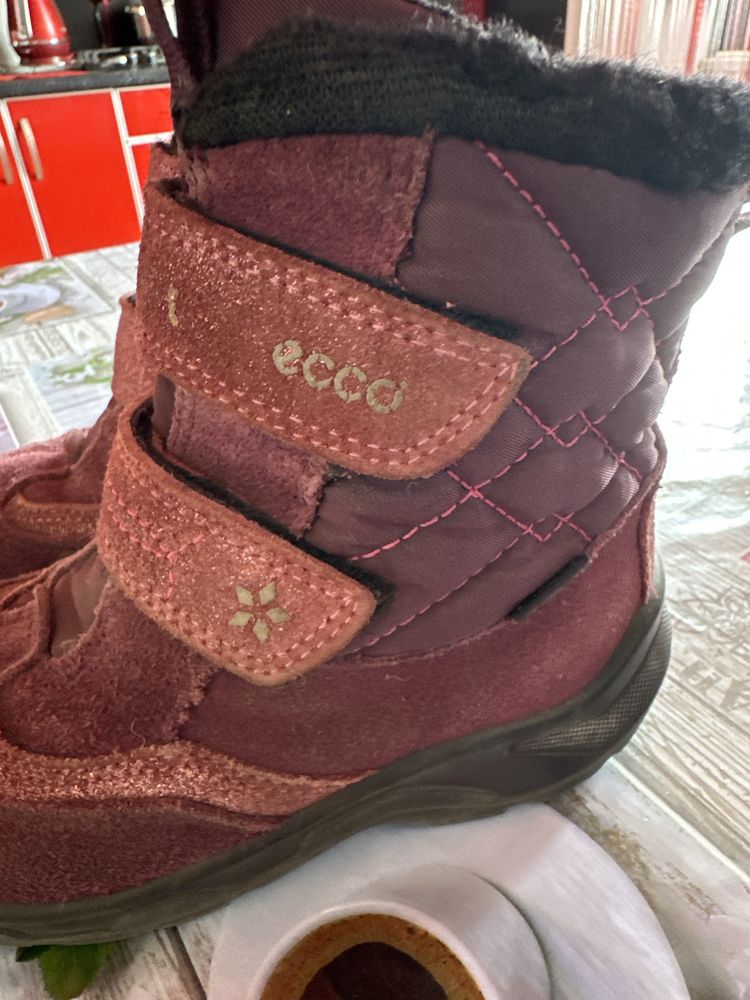 Продам зимние ботинки Ecco, оригинал.