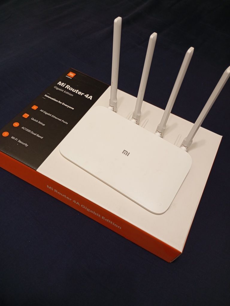 Роутер  Xiaomi Mi WiFi Router 4A Gigabit Edition