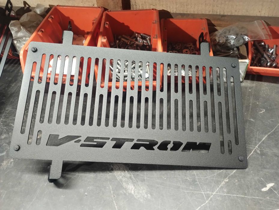 Osłona Chłodnicy SUZUKI V-STROM  1 0 0 0  2014 - 2019