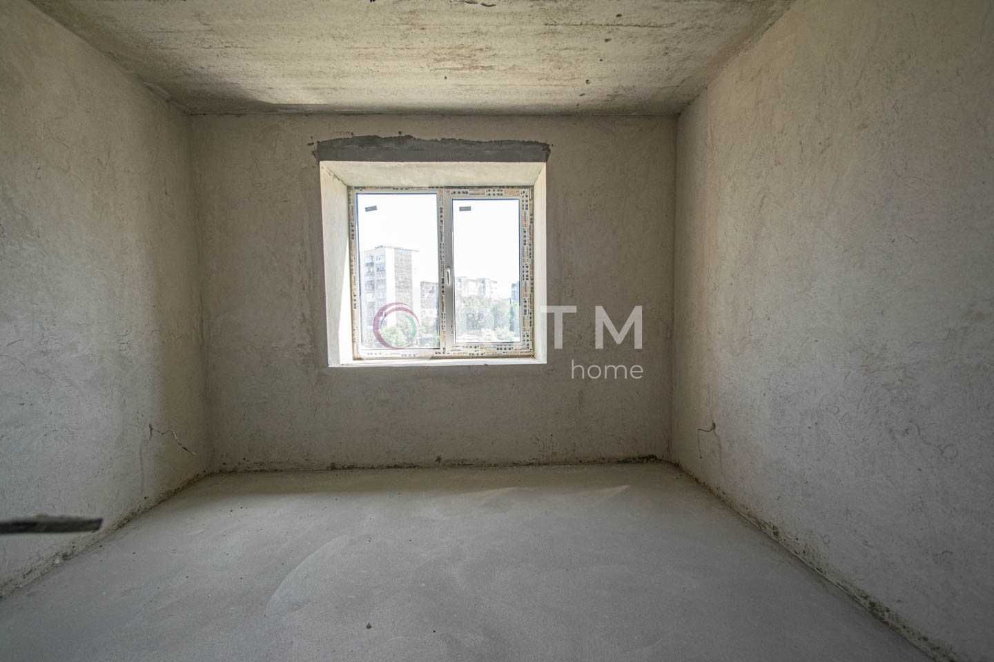 Продаж 2-к. квартири на вул. Курбаса 6