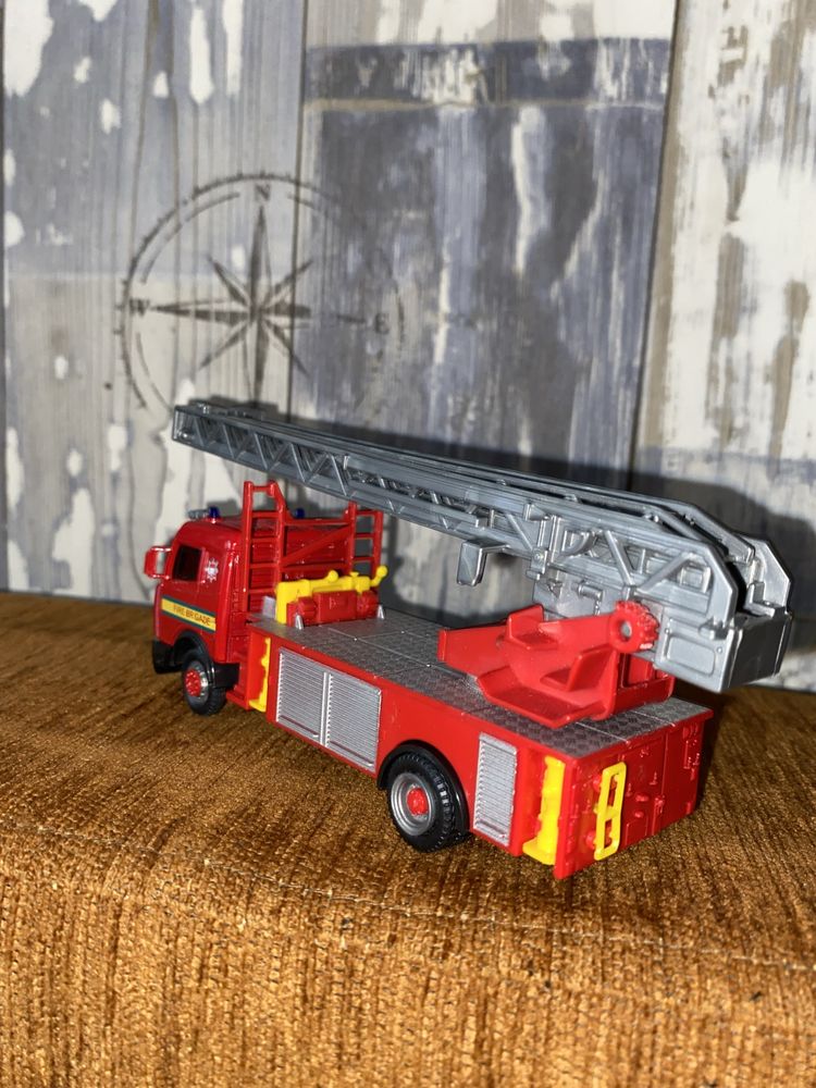 іграшка Пожежна машина