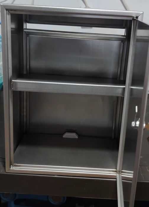 Caixa de correio e pão de inox