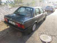 BMW 316.i de 1990 impecável, só com revisões na marca
