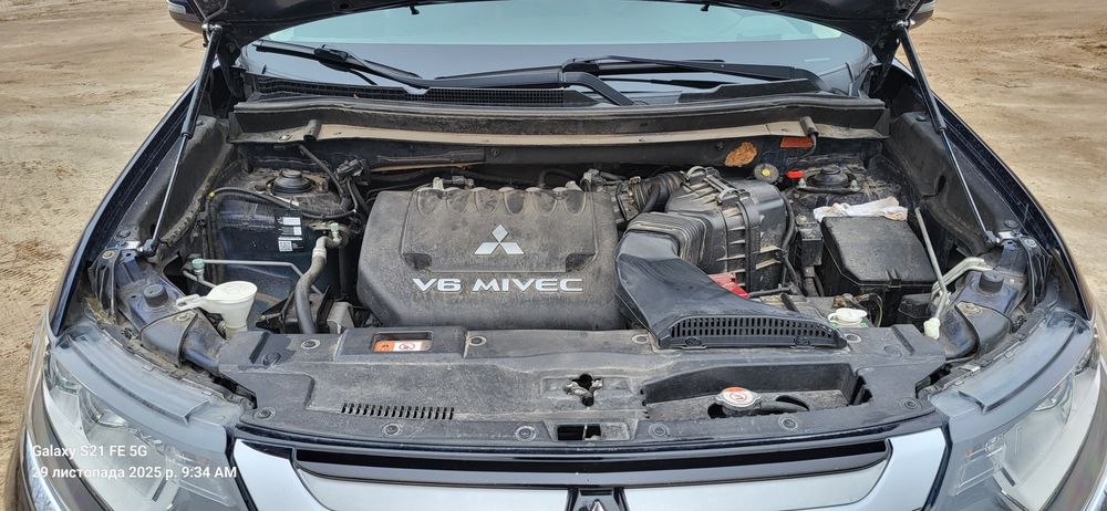 Mitsubishi outlander GT S-AWC 2016р.