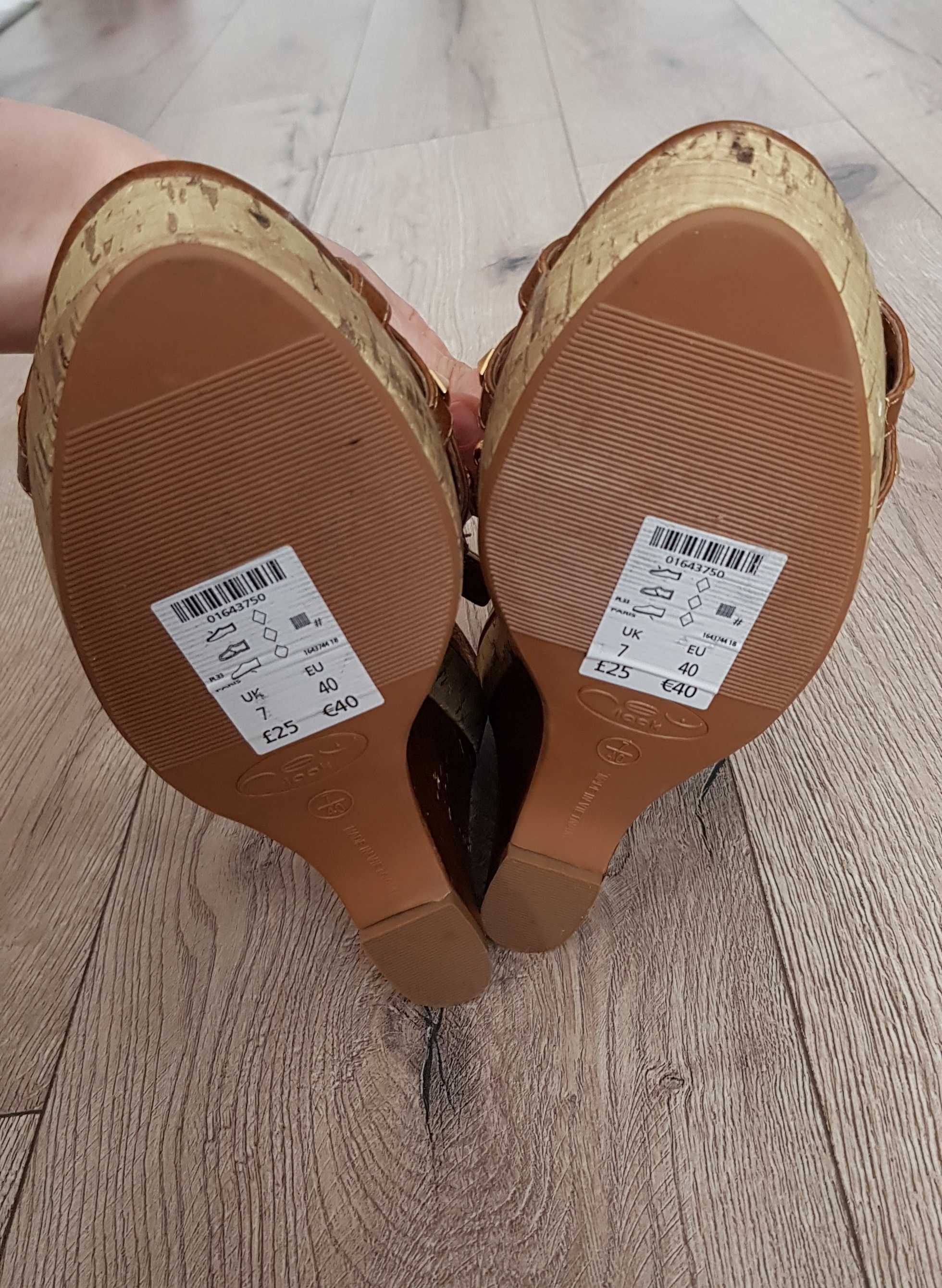 Nowe sandały New Look, koturny, rozmiar 40, kolor brązowy