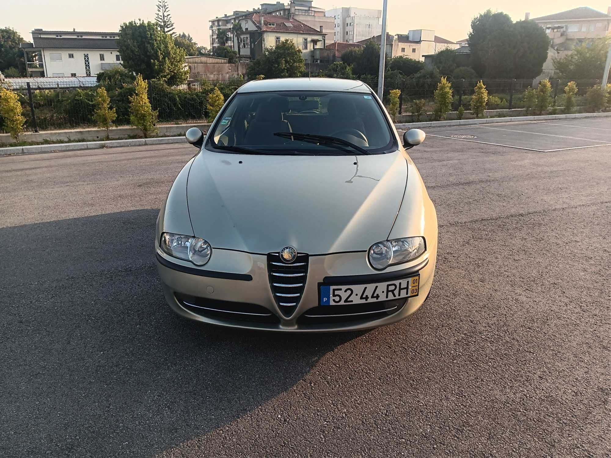 Alfa romeo 147  1.6 2001