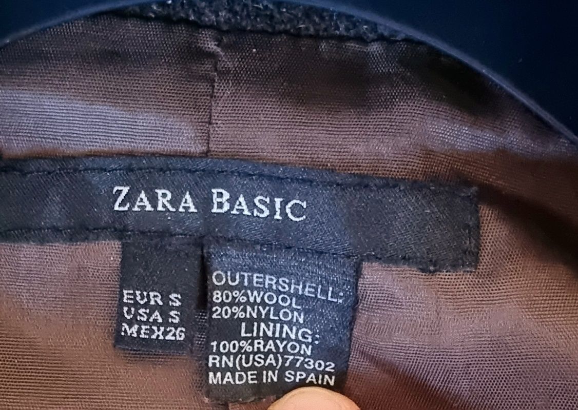 Sobretudo 80% lã Zara