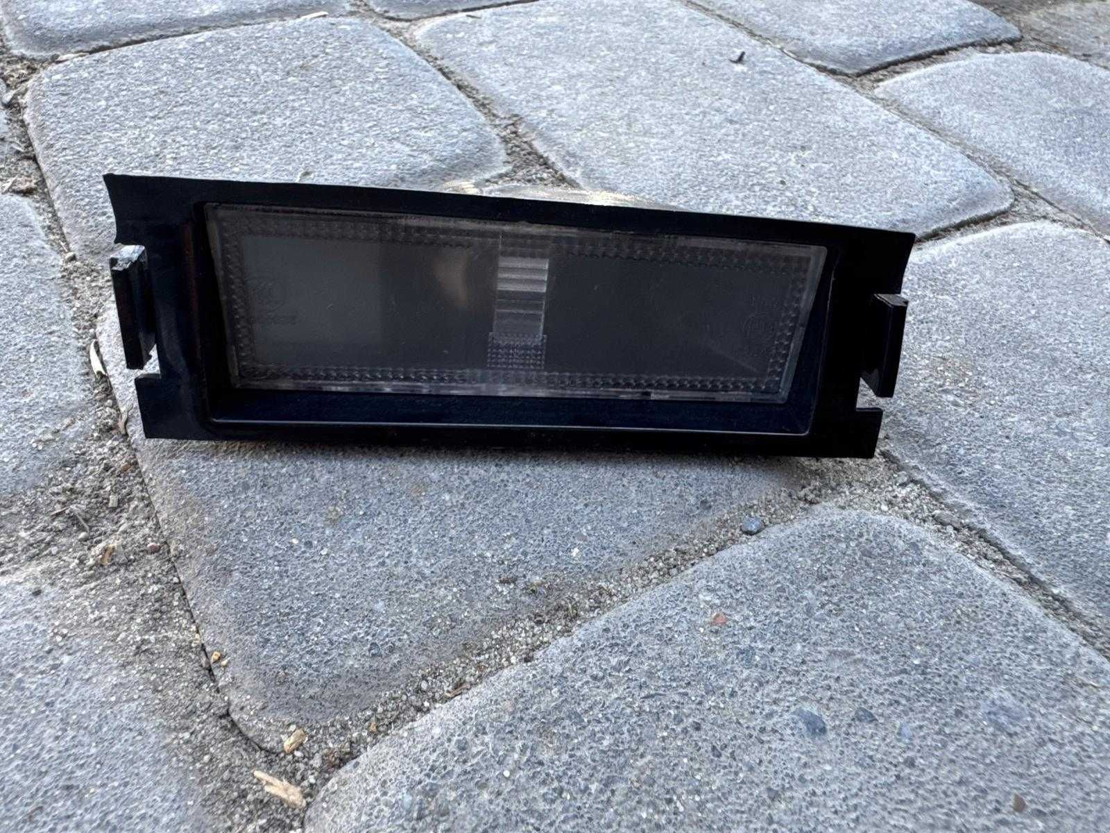 Lampa oświetlenia tylnej tablicy rejestracyjnej KIA CEED