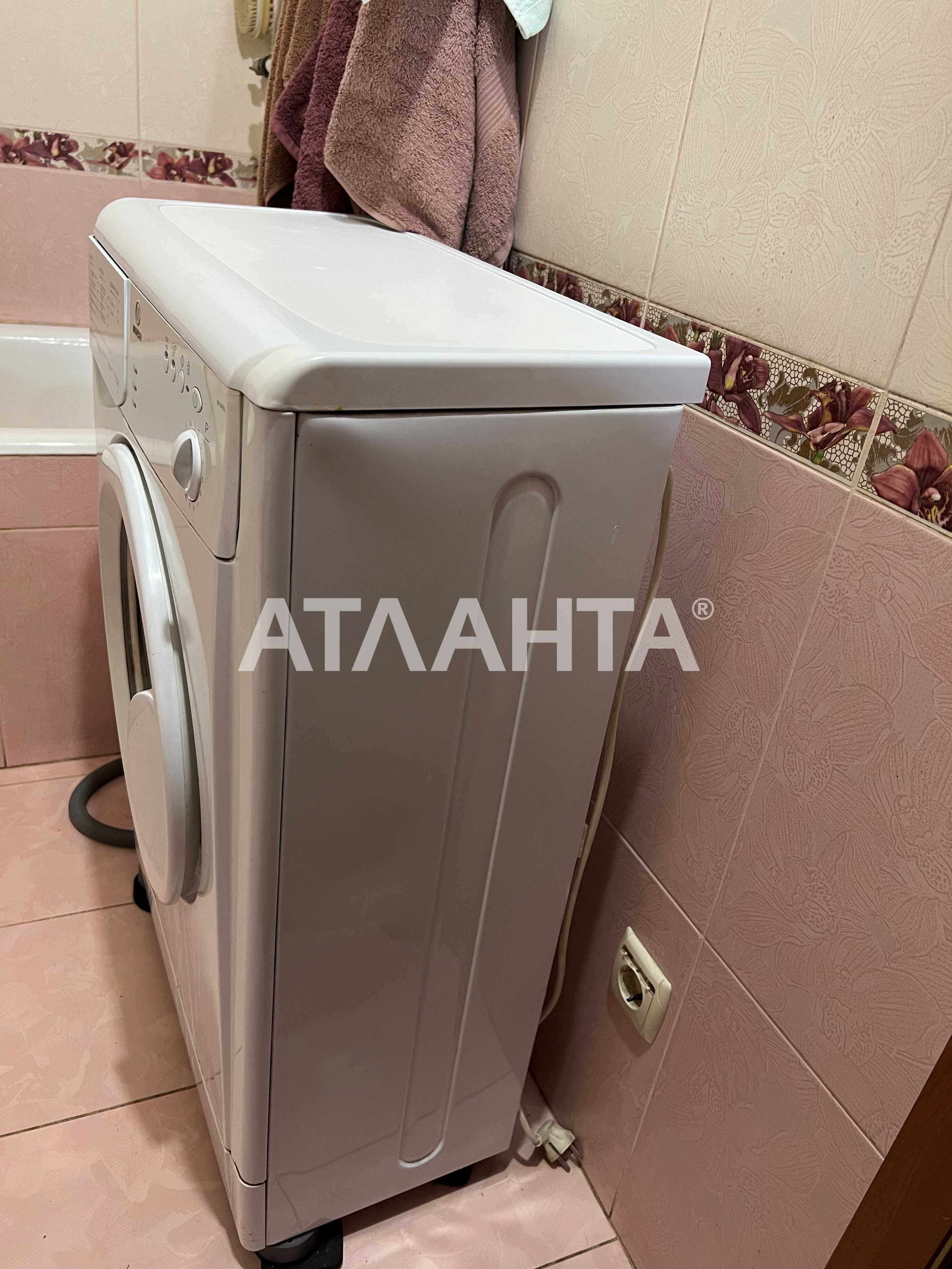 Срочная продажа квартира Фонтан средний этаж