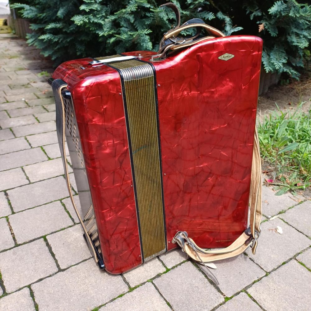 Akordeon Hohner tango 3M 120 basow