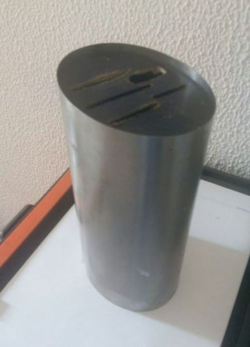 Guarda facas metálico