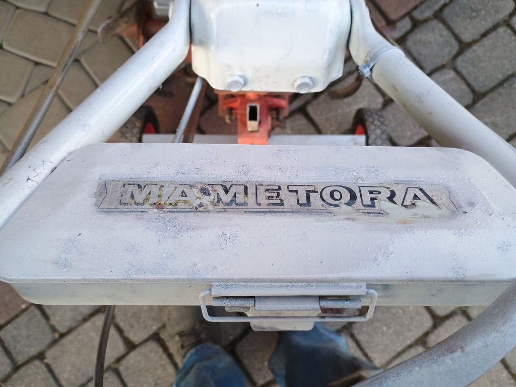 Glebogryzarka spalinowa Mitsubishi mametora