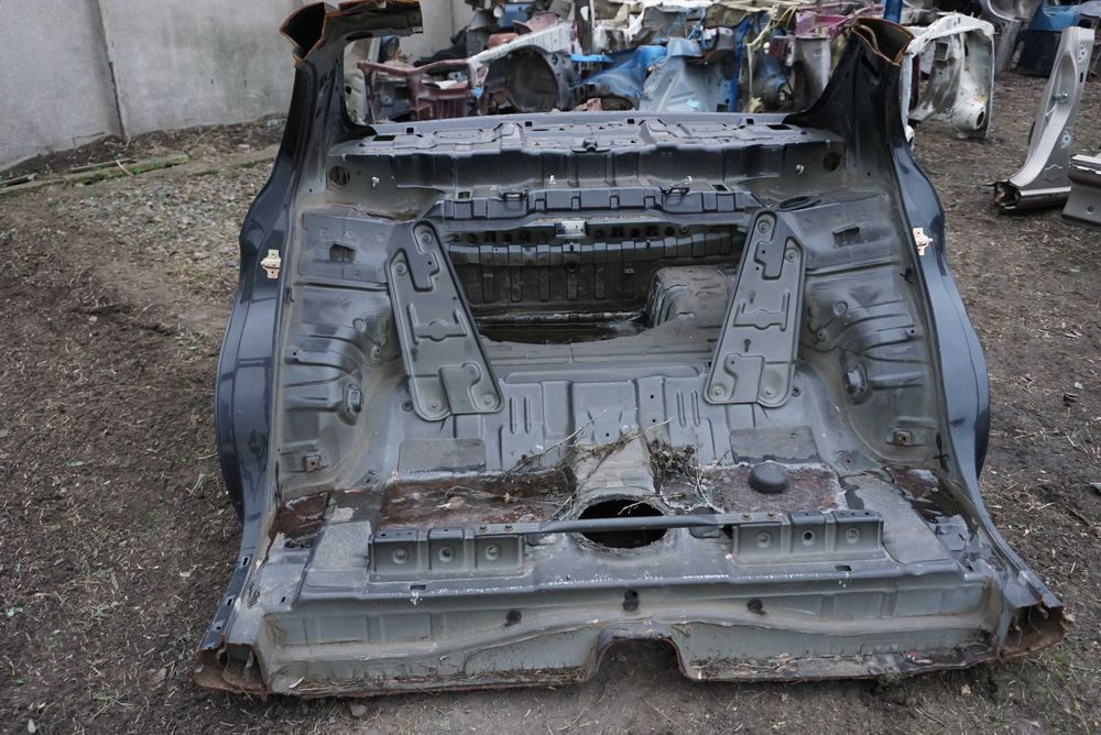 Задня частина\Чверть Chevrolet Evanda \ Шевроле Еванда