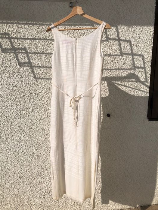 Vestido bege claro