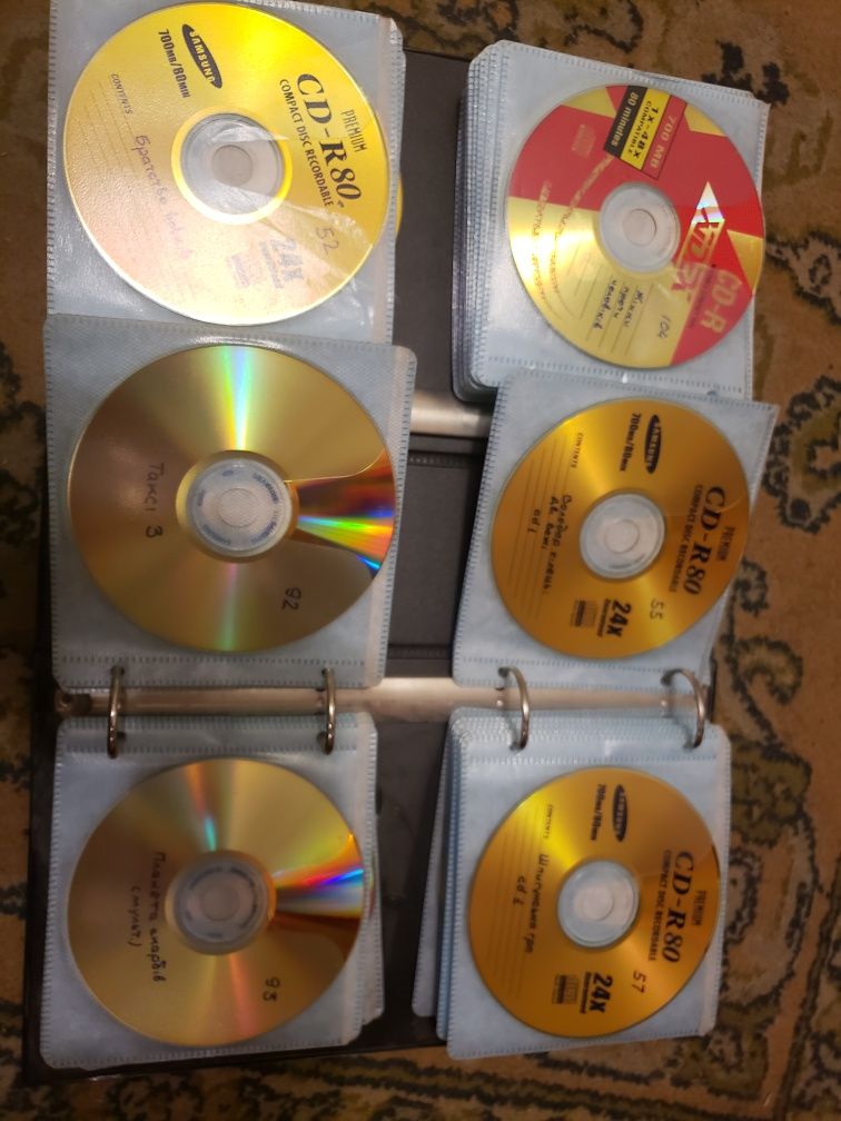 CD диски фільми мультфільми