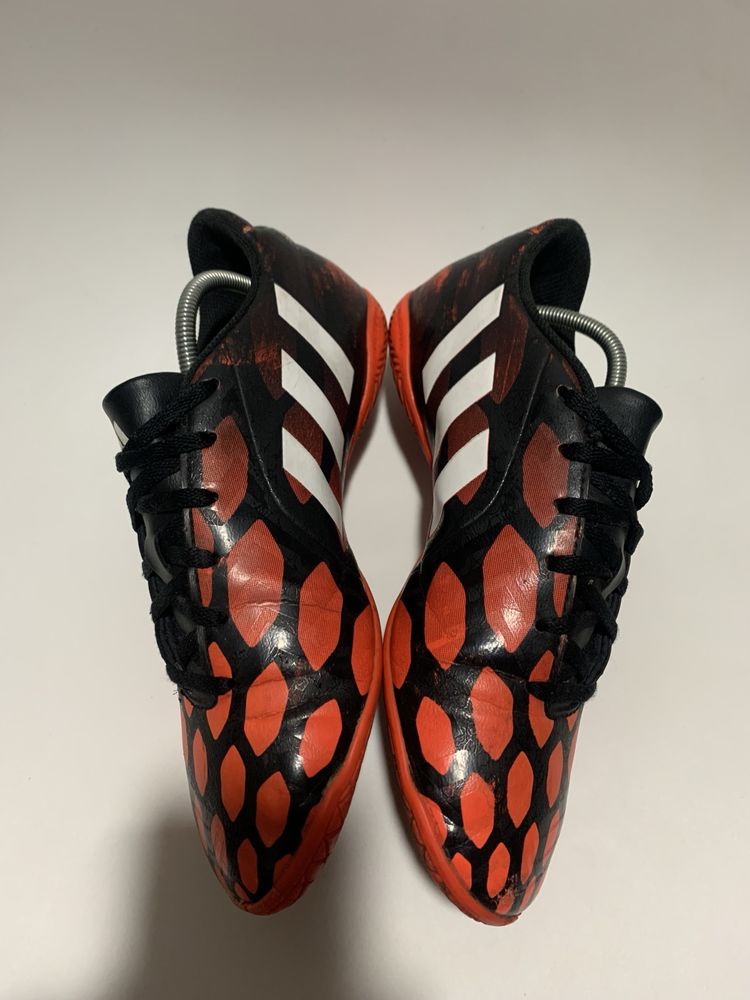Футзалки бампи кросівки Сороконіжки Adidas Predator 41р