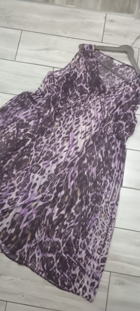 Sukienka letnia na ramiączkach rozmiar XXL , 3XL