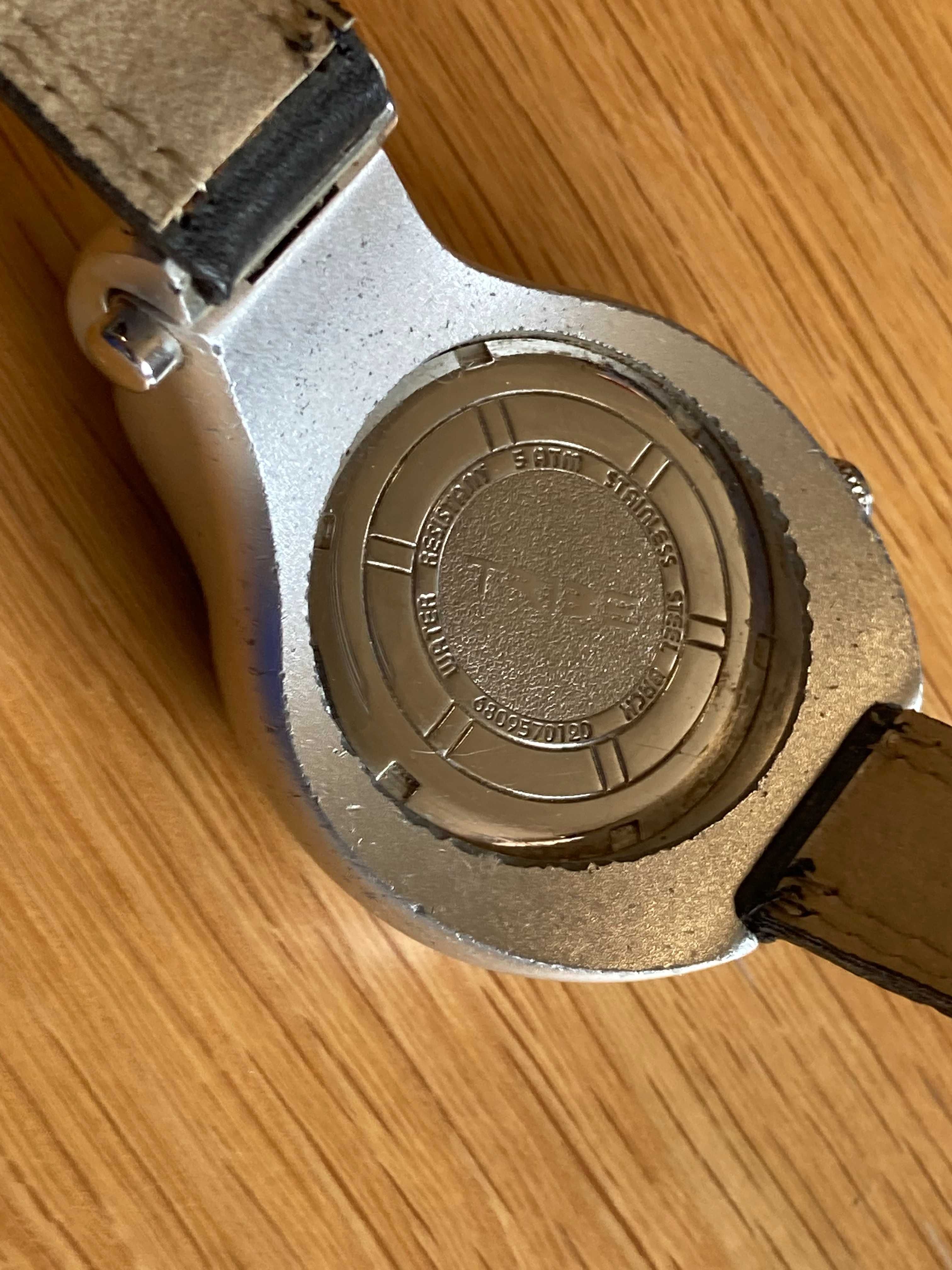 Relógio Antigo Vintage Desportivo Tribe By Breil em bom estado