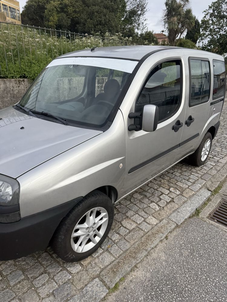 Fiat doblo 7 lugares 2002