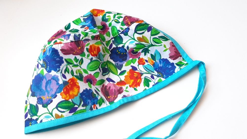 Czepki- rozm.uniwersalny