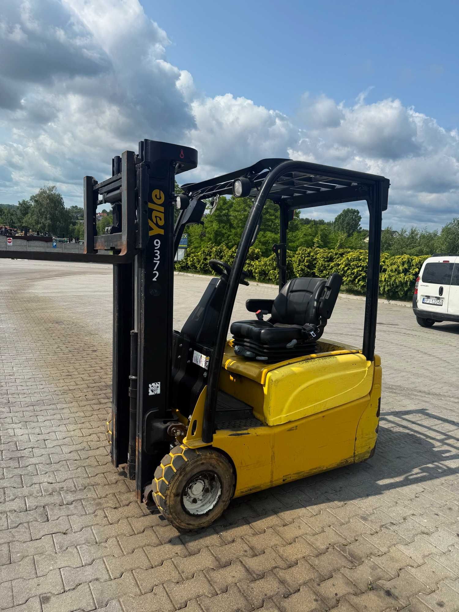 wózek widłowy elektryczny YALE ERP18VT wolny skok przesuw 2018r 1800kg