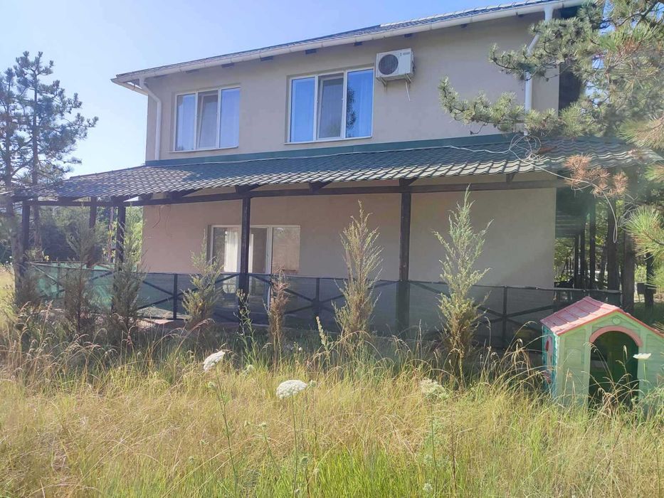 Свій котедж у Коблеві біля моря здам в оренду.