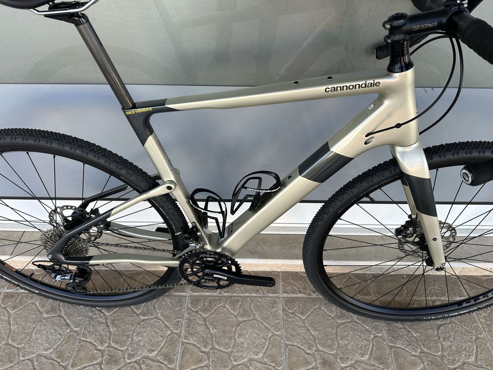 Bicicleta de Gravel Cannondale - Carbono