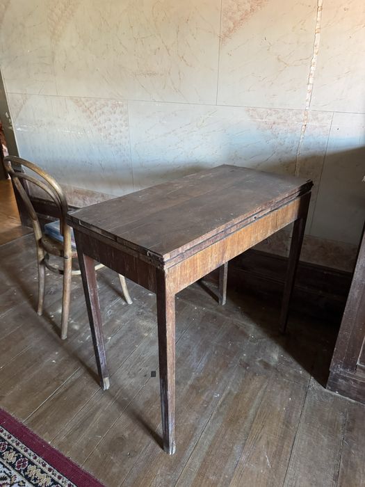 Mesa de jogo para restaurar