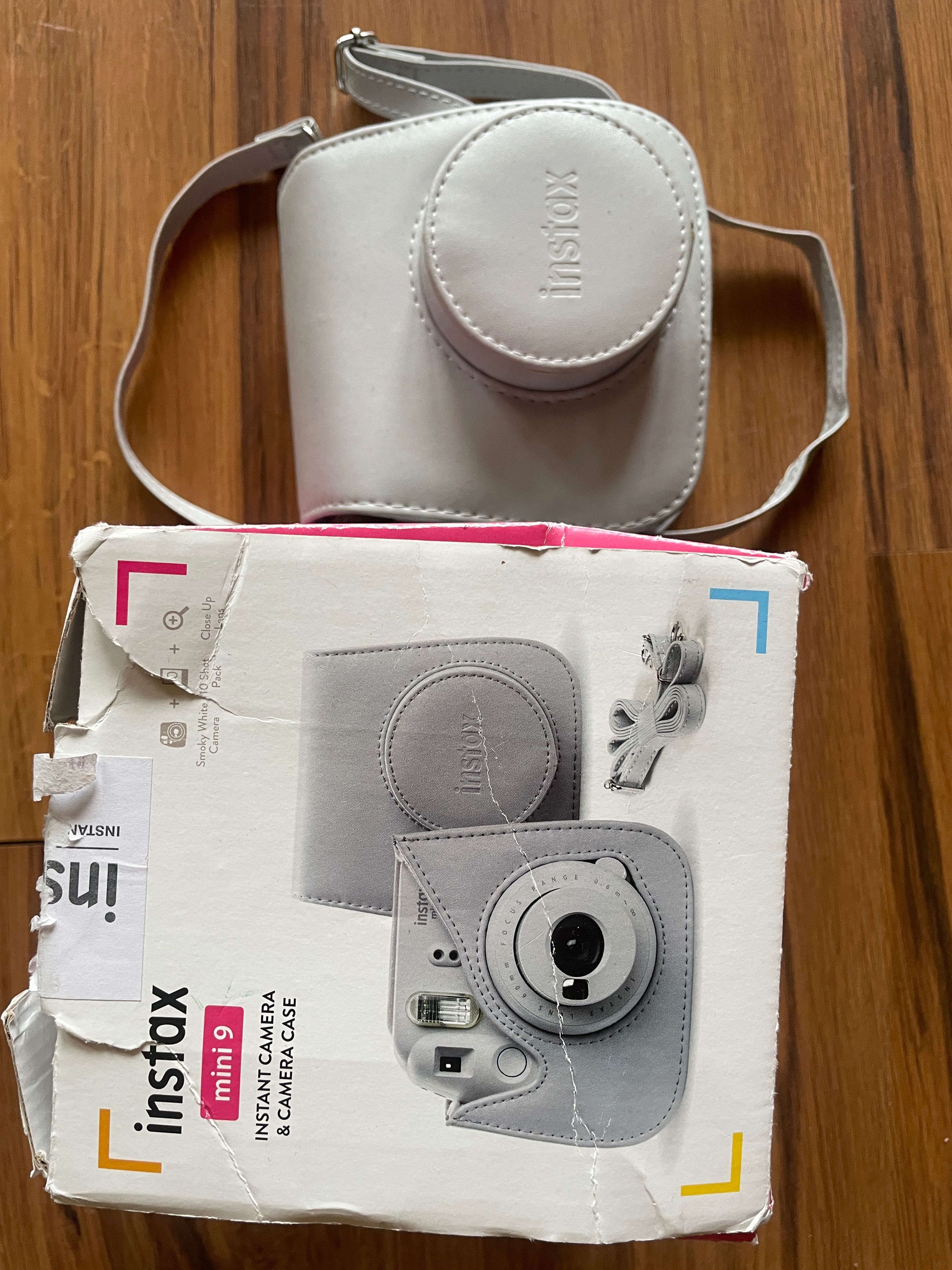 Nowy Aparat Fujifilm Instax mini 9 z futerałem