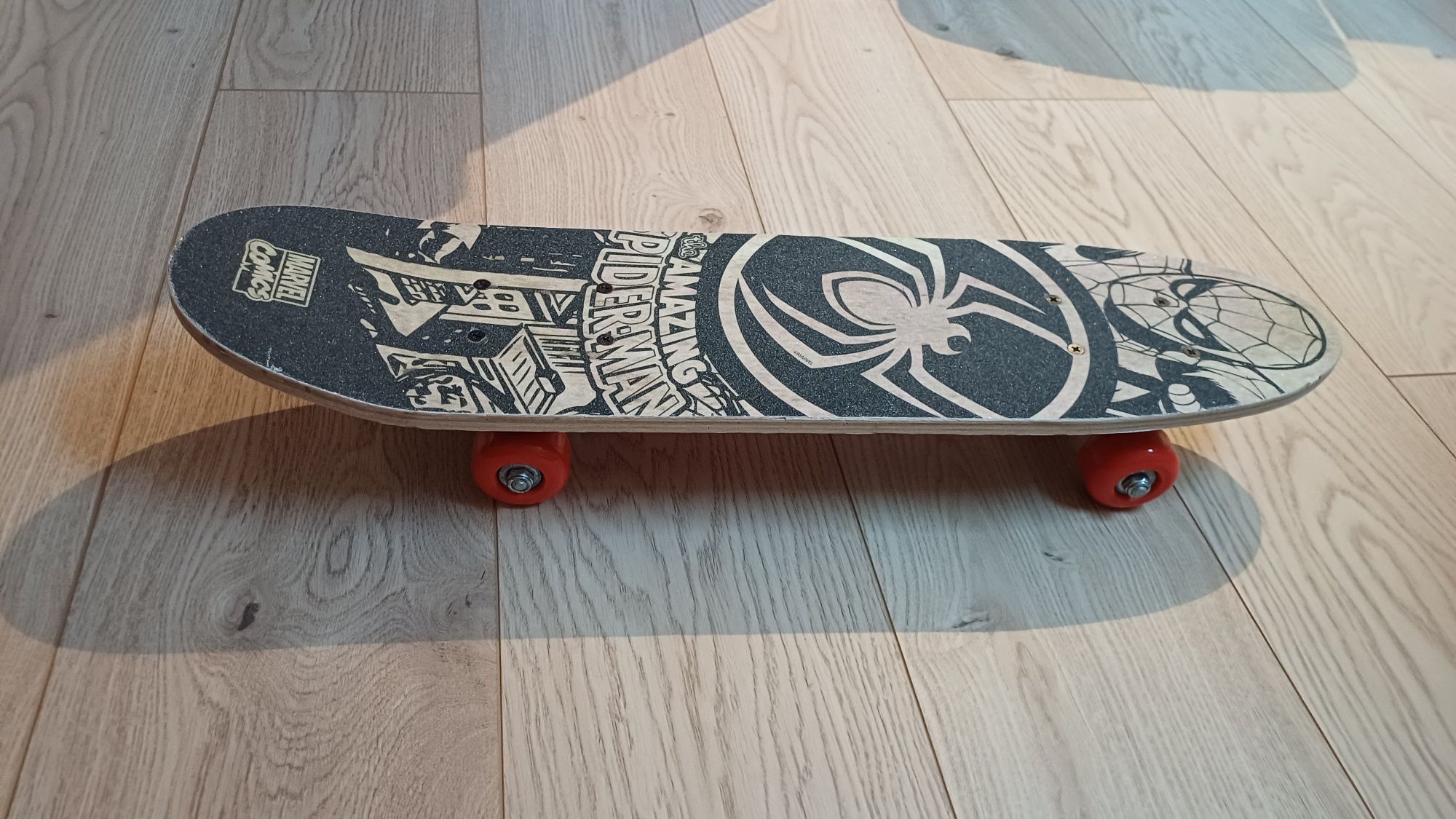 Sprzedam deskorolkę Spiderman