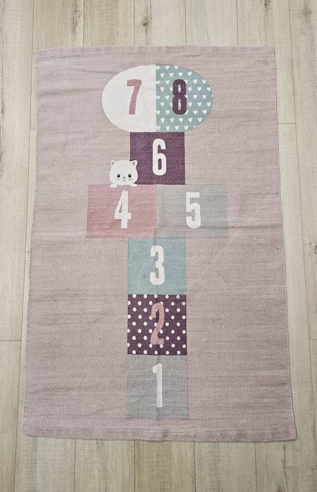 Dywan H&M dziecięcy dla dziewczynki bawełniany 90x130 cm
