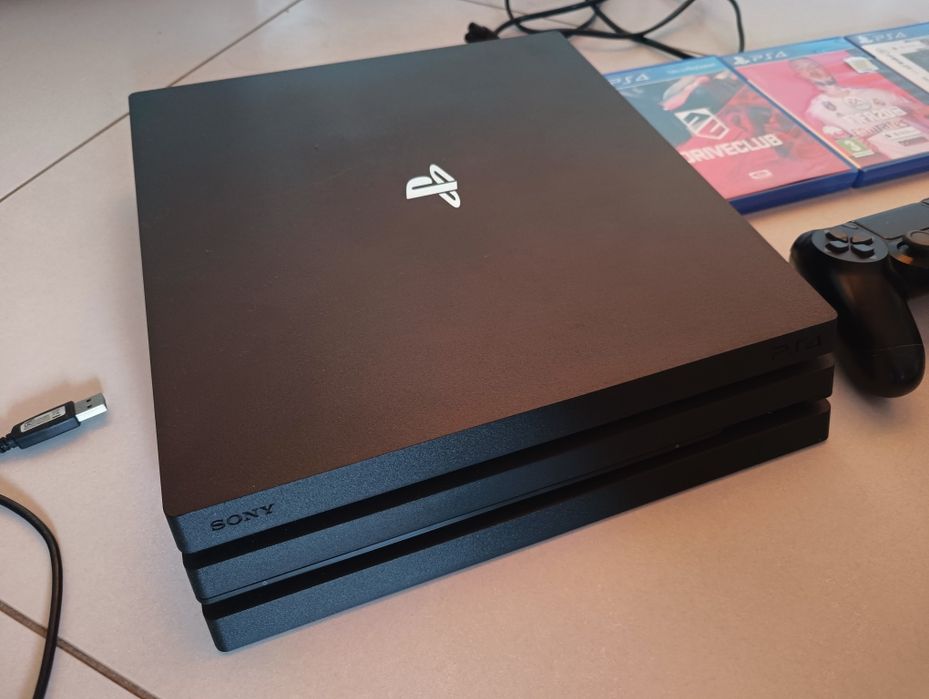 PS4 Pro nowy dysk