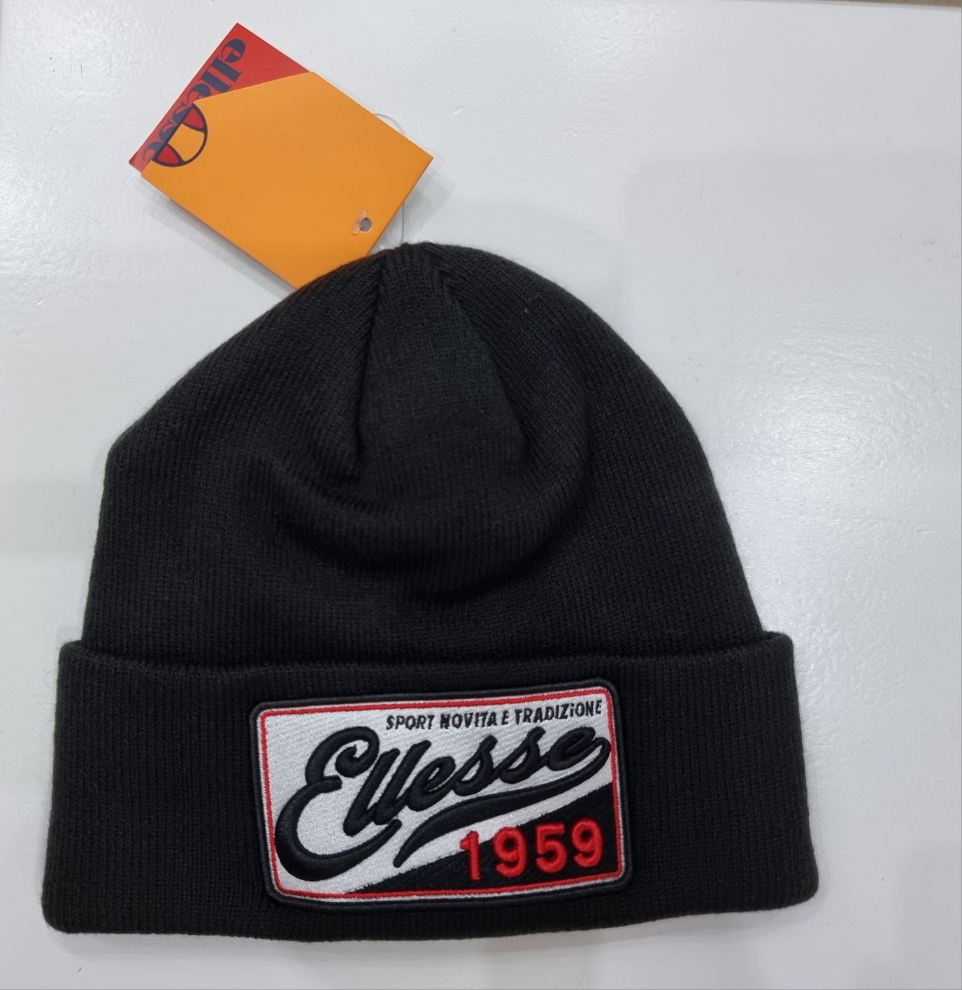 Czapka Ellesse czarna z metką