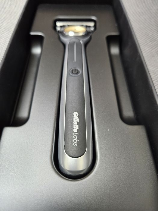 Станок бритва Gillette Labs heated razor