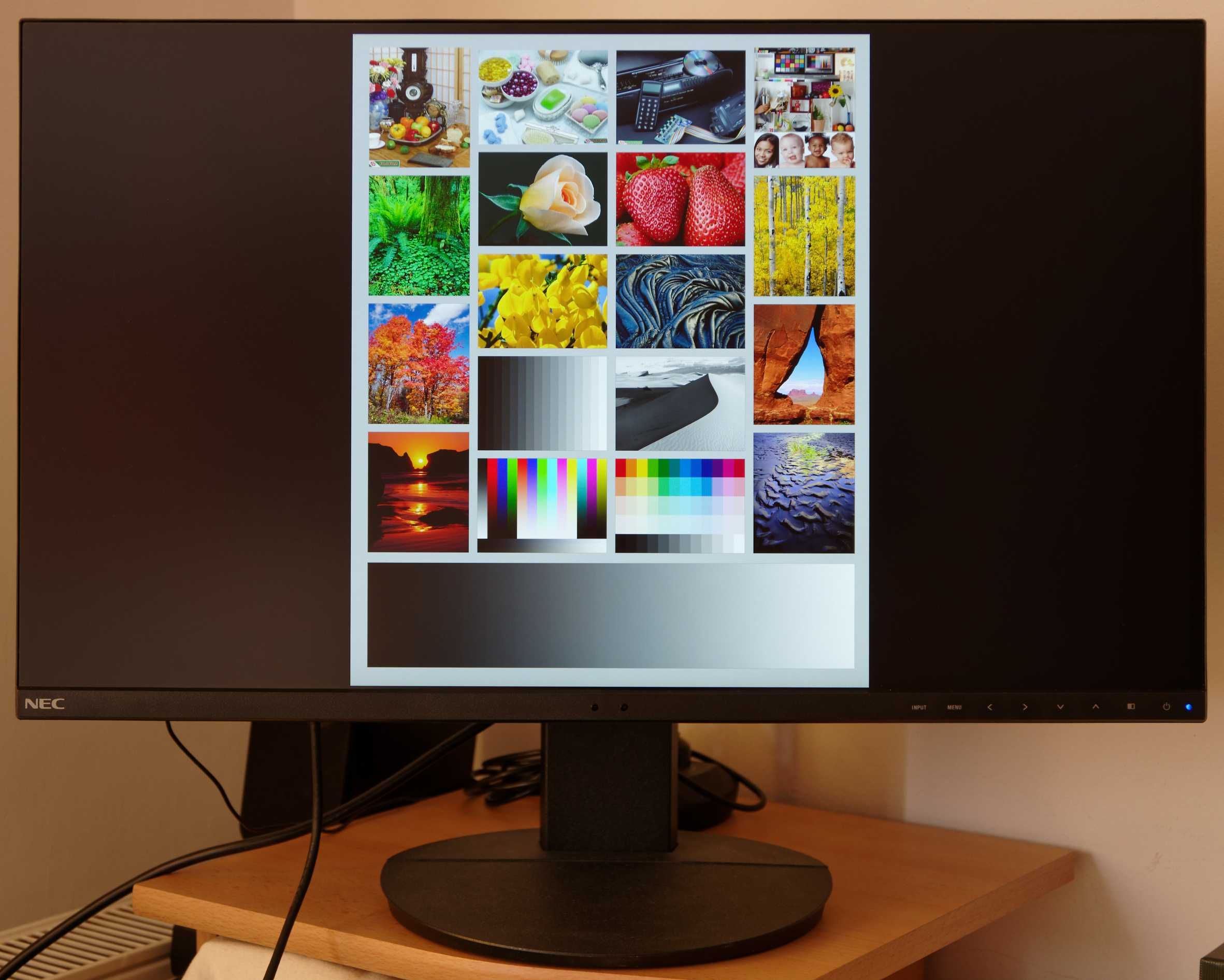 Monitor NEC MultiSync EA271U-BK