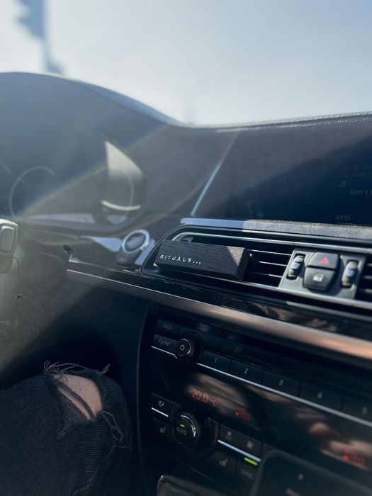 Автопарфуми ароматизатор для авто Rituals Sakura Oudh Mehr