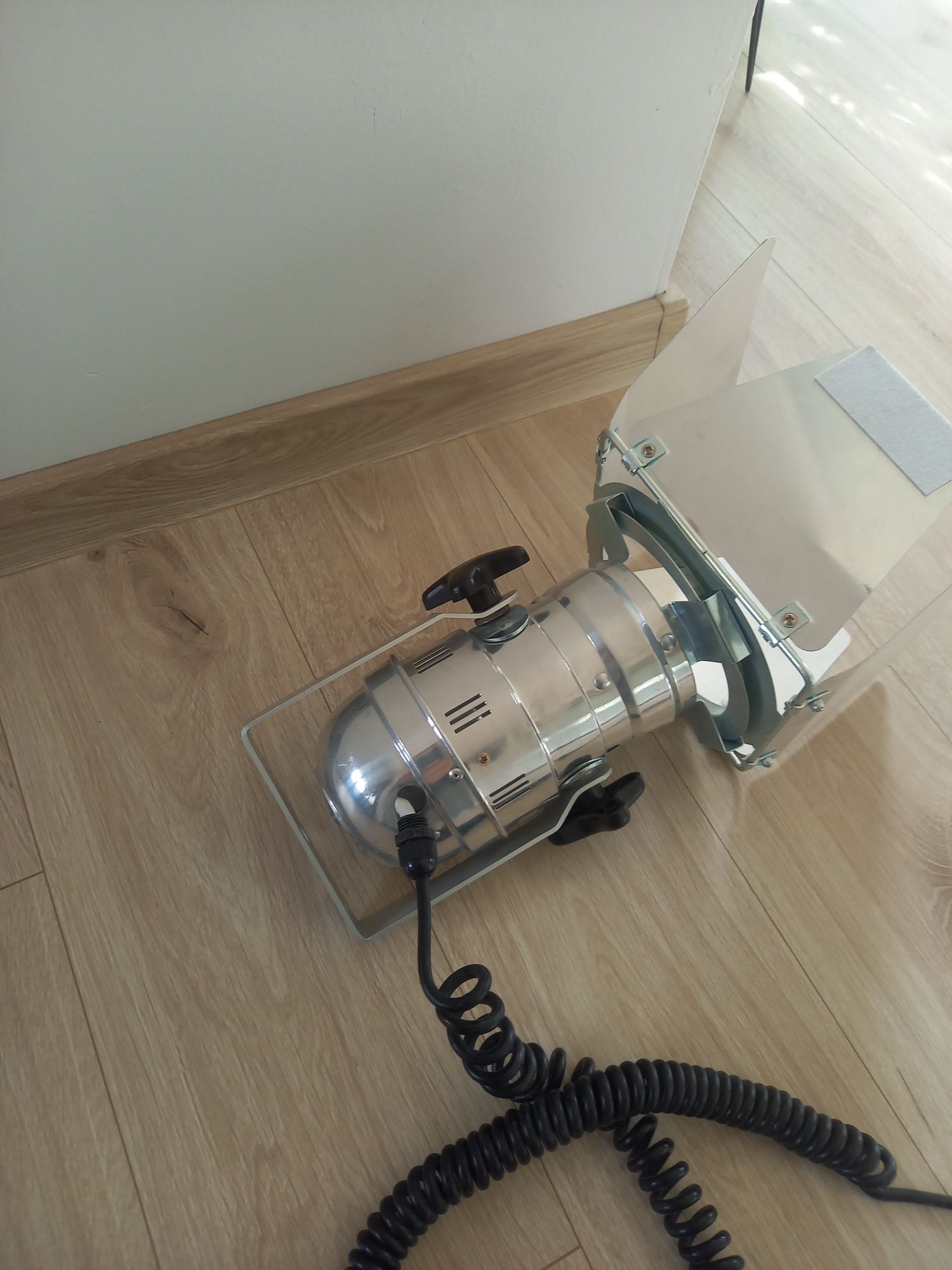 Lampa indrustialna