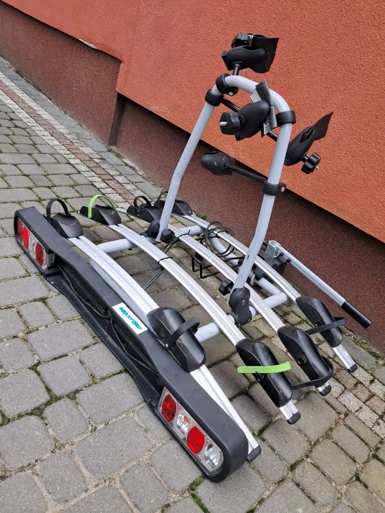 Bagażnik rowerowy na hak na 4 rowery